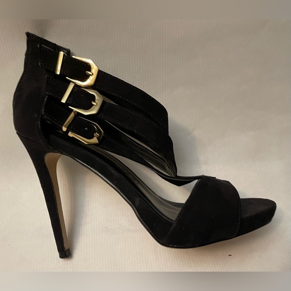 exē Black Suede Platform Heel with Buckle Detail, Size 39/Women’s 8.5 - Picture 2 of 11